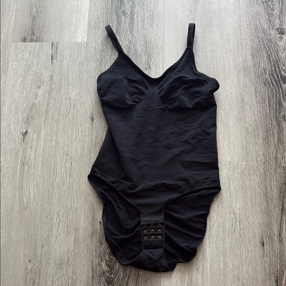 Pinsy Shapewear size L